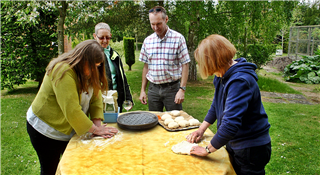 4. Making the pizza base
